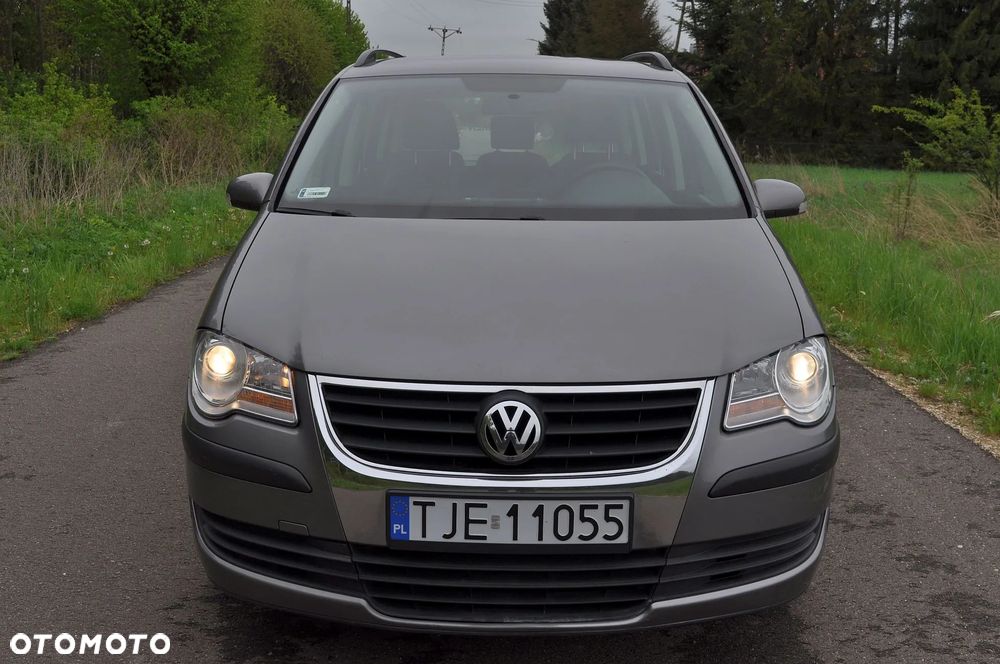 Volkswagen Touran 1.6 Conceptline - 7