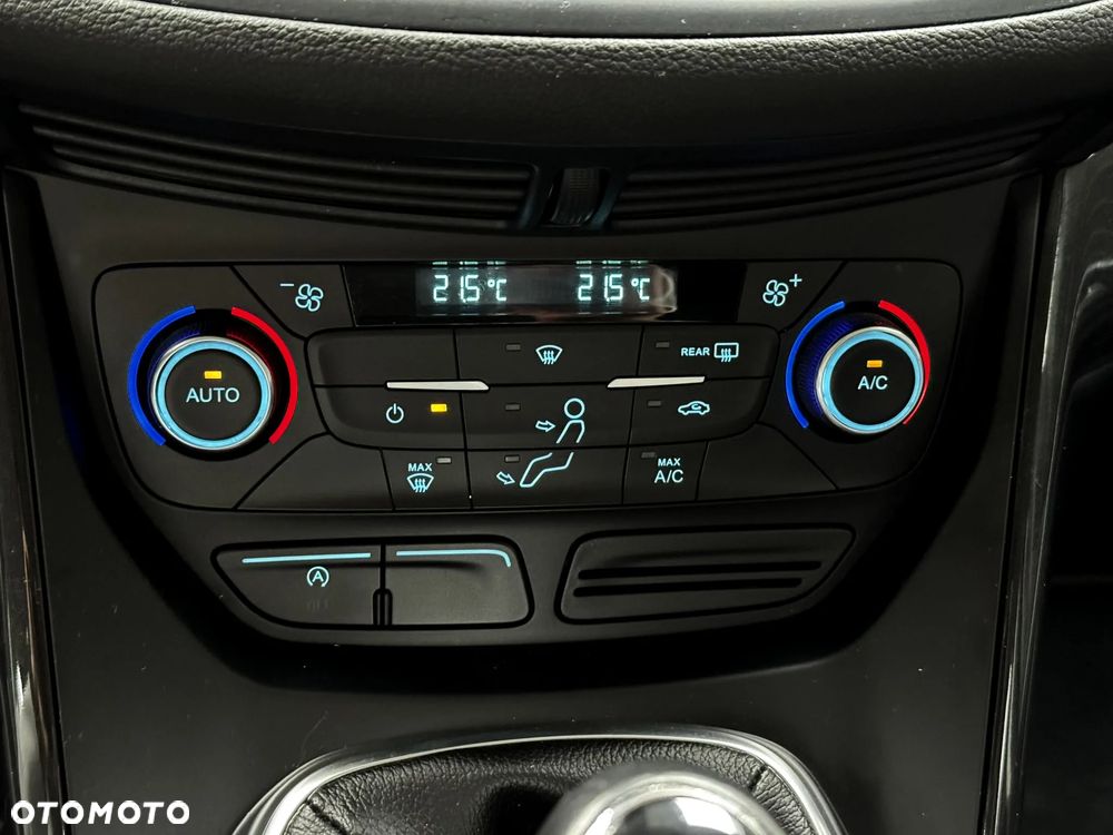 Ford Kuga - 15