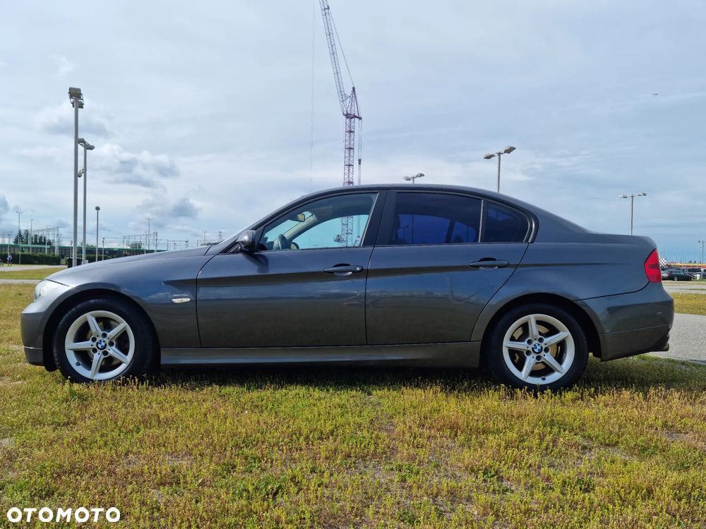 BMW Seria 3 320d DPF - 6