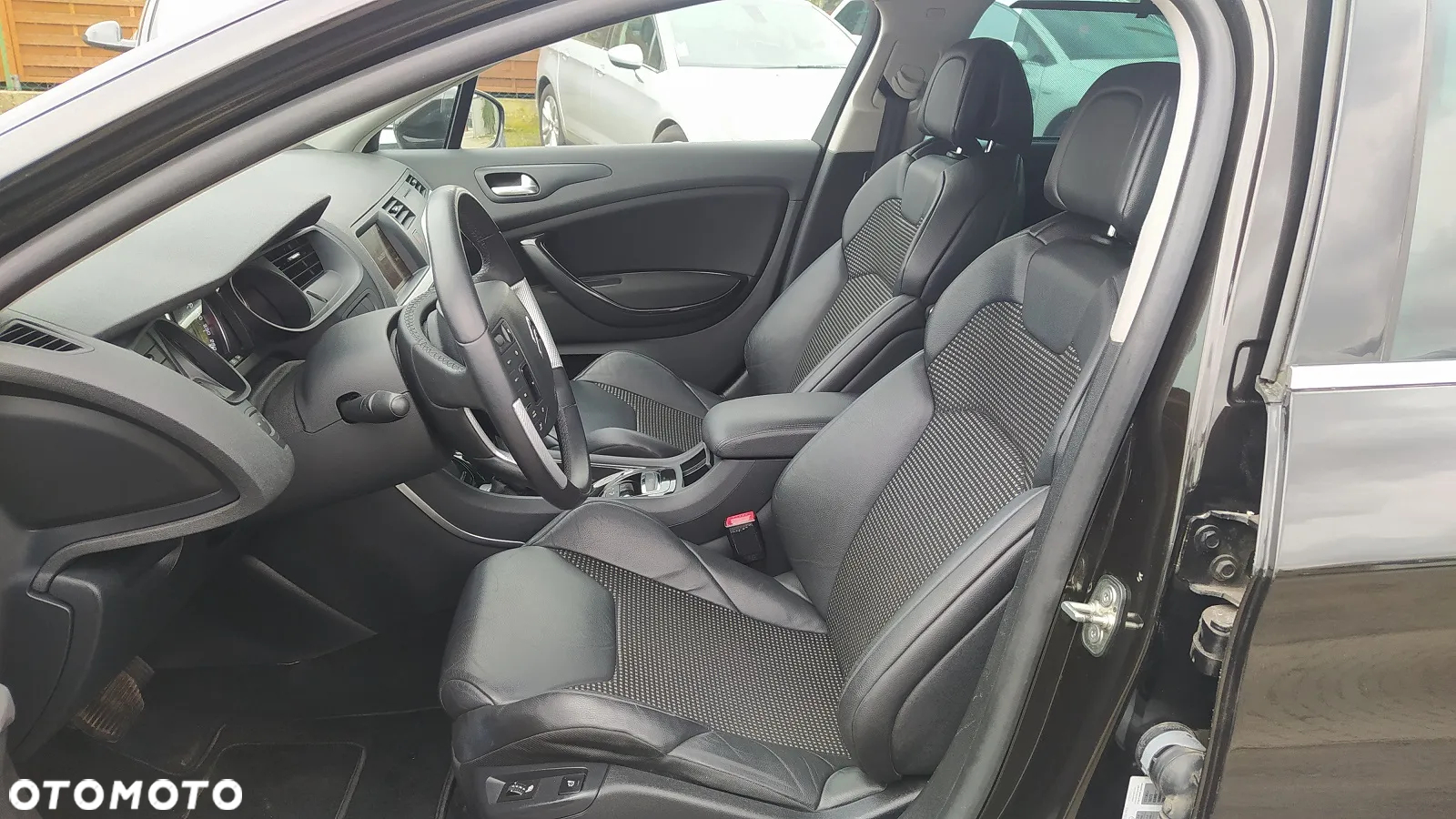 Citroën C5 Tourer HDi 200 FAP Exclusive - 14