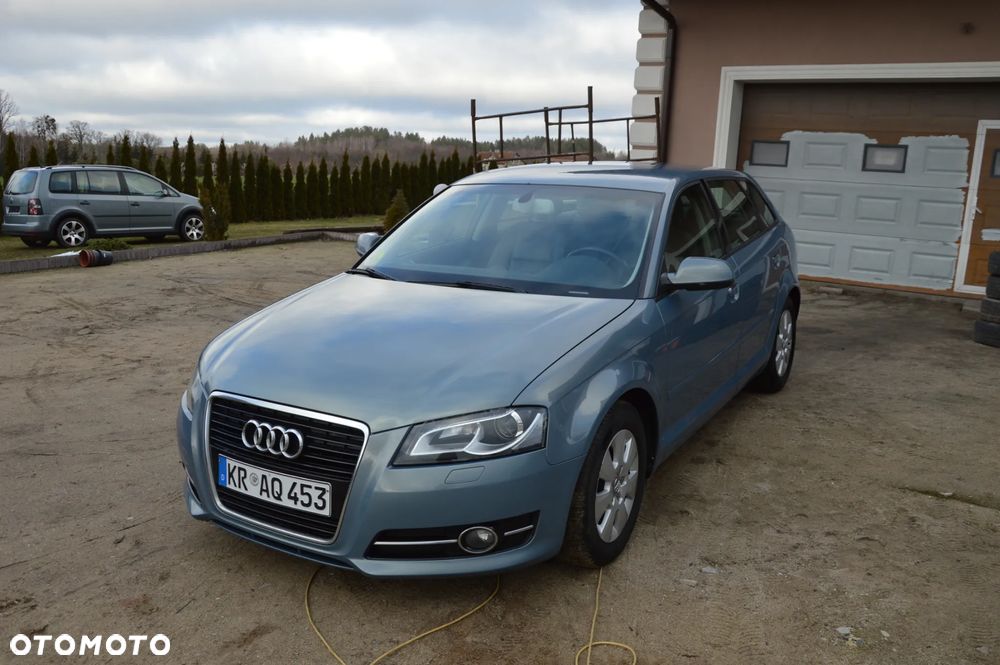 Audi A3 Sportback 1.6 TDI Attraction - 17