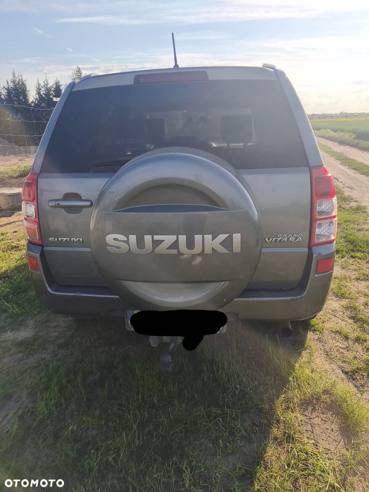 Suzuki Grand Vitara 2.0 - 4