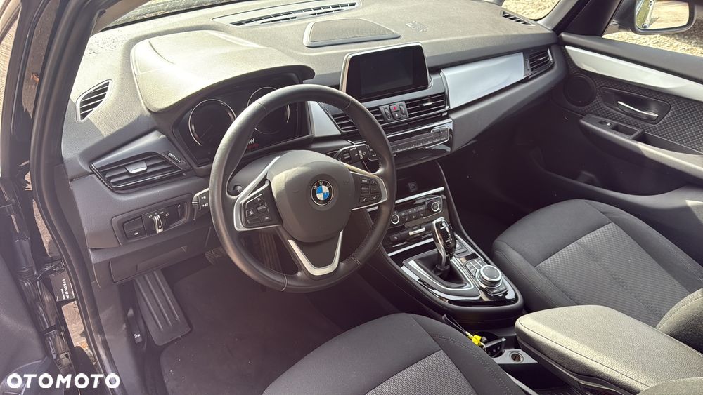 BMW Seria 2 218i Active Tourer - 19