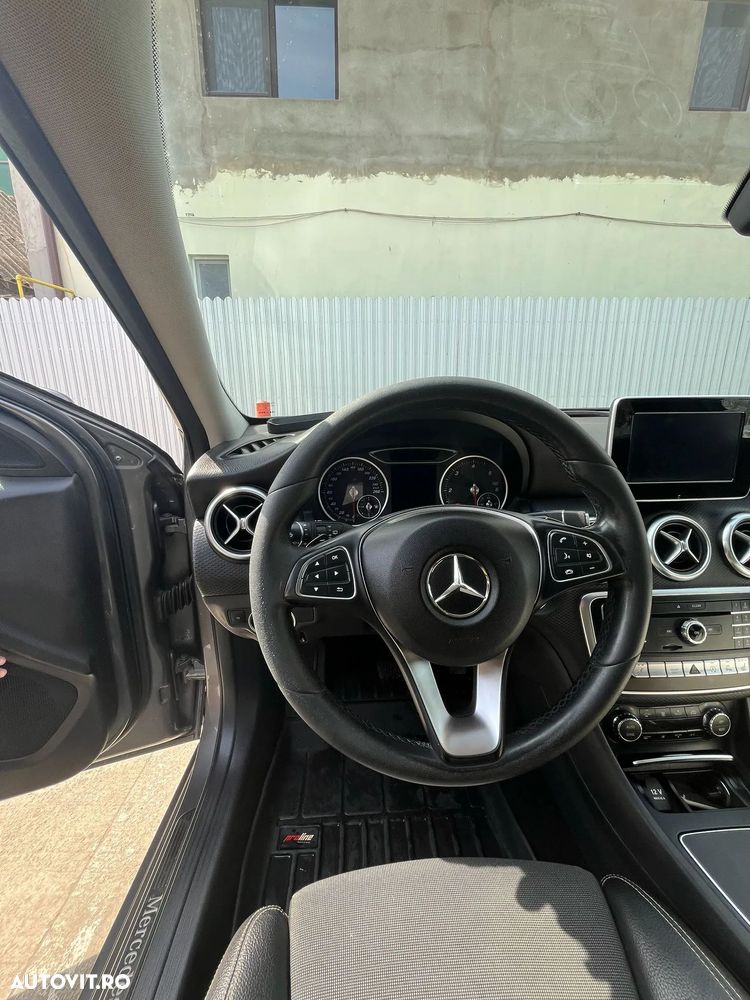 MERCEDES-BENZ A-Class 2018 — imagine 23