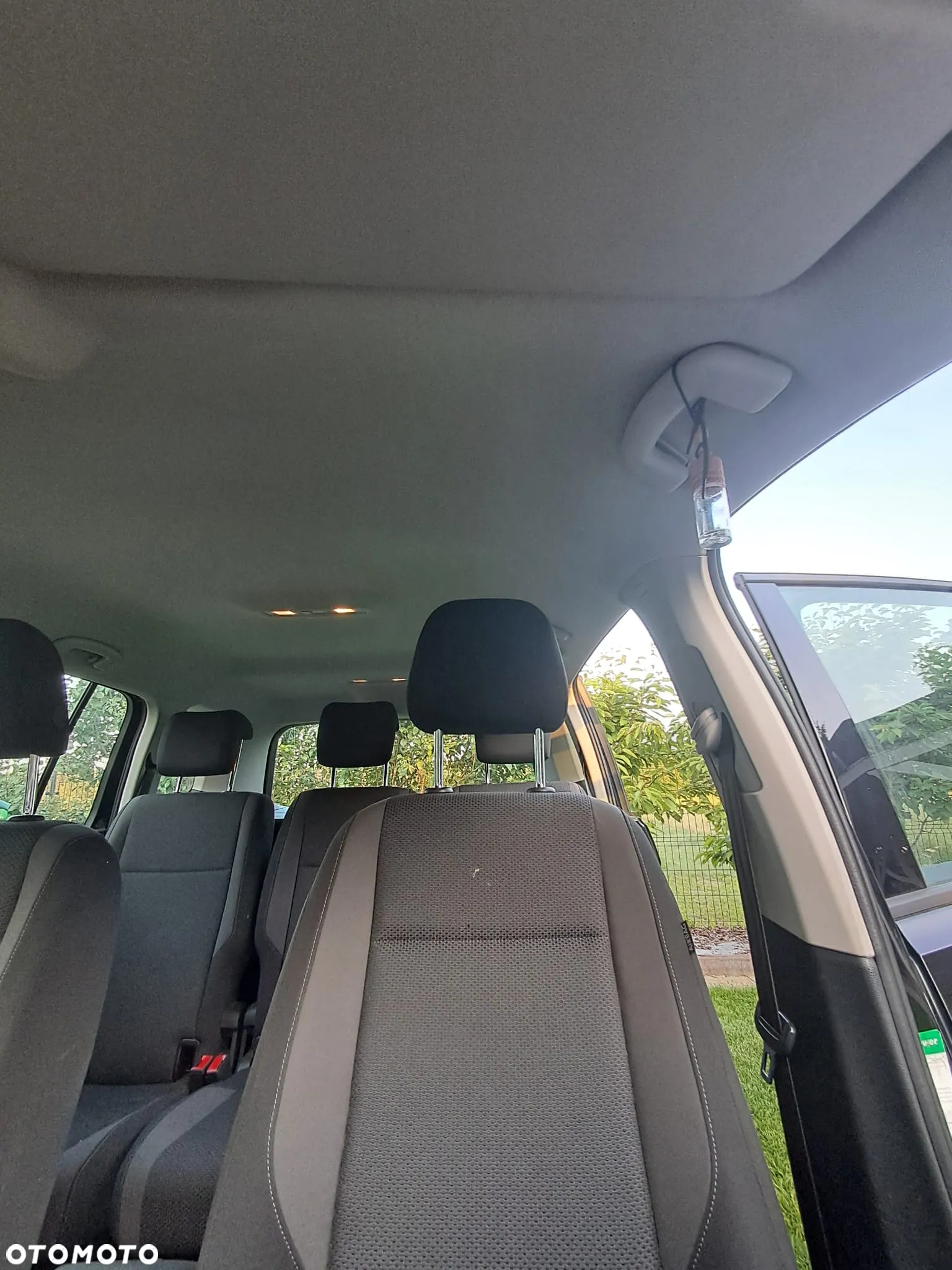 Volkswagen Touran - 7
