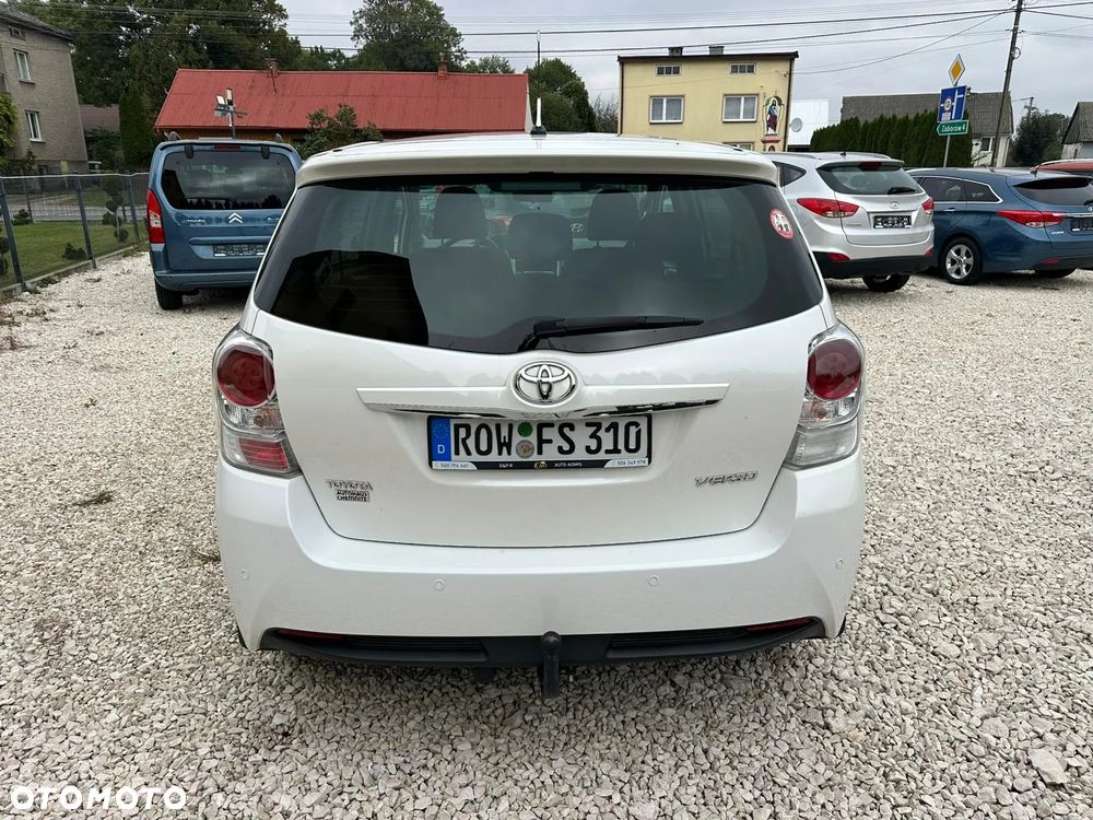 Toyota Verso 1.8 5-Sitzer Executive - 5