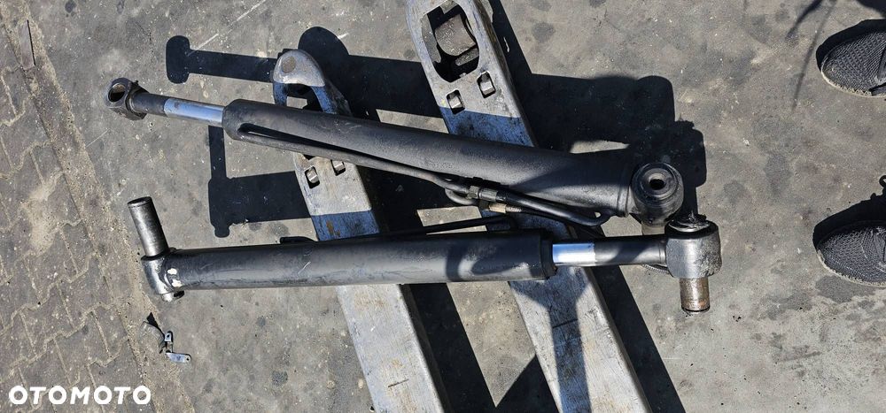 SIŁOWNIK HYDRAULICZNY JCB 3CX 2015 - 1