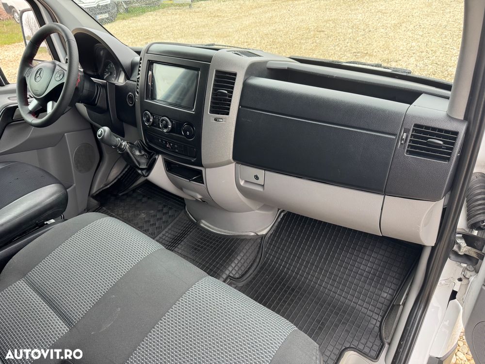 Mercedes-Benz Sprinter 316 Bluetec 9 Locuri - 27