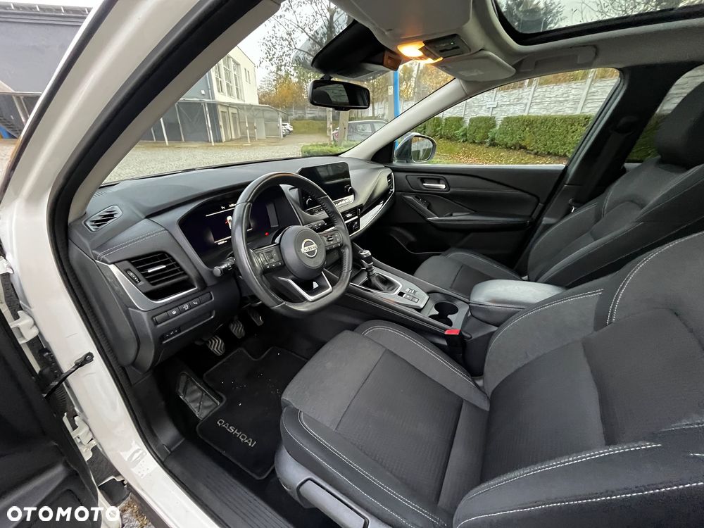 Nissan Qashqai 1.3 DIG-T TEKNA - 9