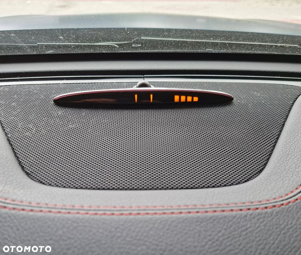 Mercedes-Benz CLA 45 AMG 4Matic 7G-DCT - 25