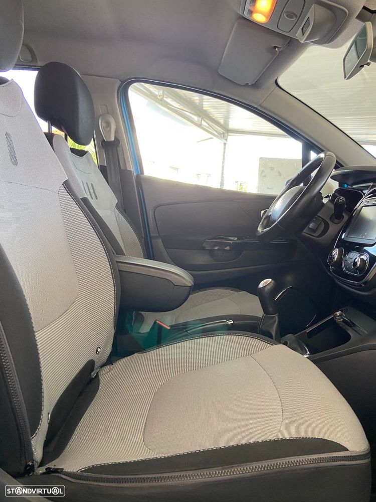 Renault Captur 0.9 TCE Exclusive - 29