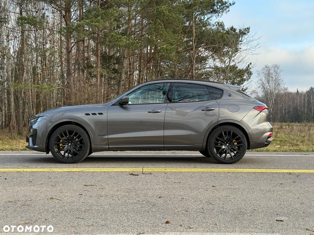 Maserati Levante - 4