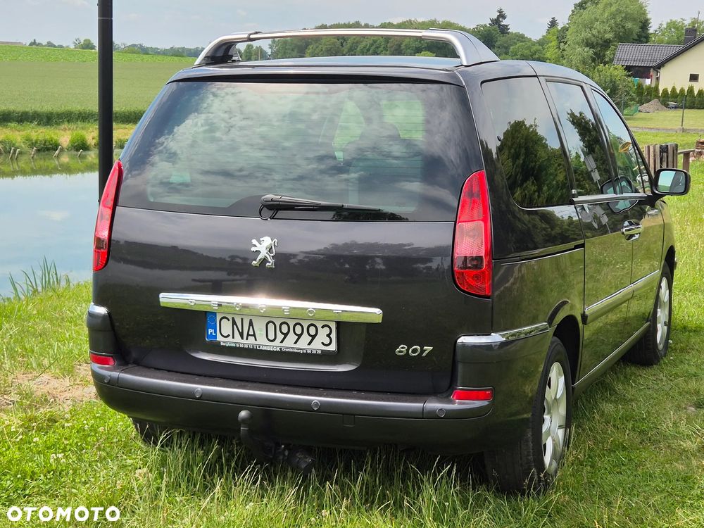 Peugeot 807 HDi 135 Platinum Pullmann - 25