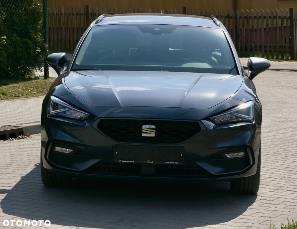Seat Leon 1.5 eTSI OPF DSG FR Black Edition - 5