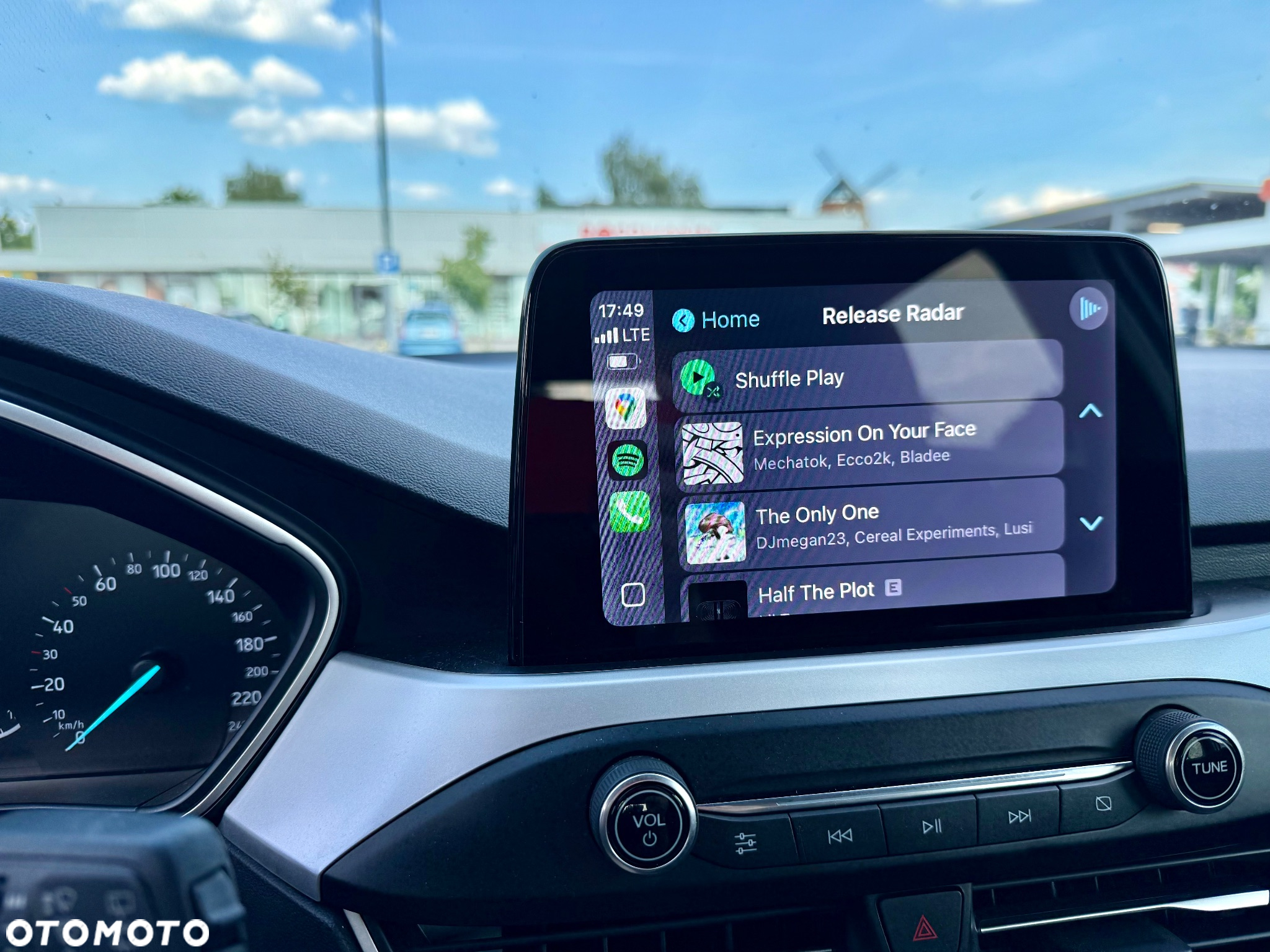Ford Focus Turnier 1.5 EcoBlue Start-Stopp-System TITANIUM X - 12