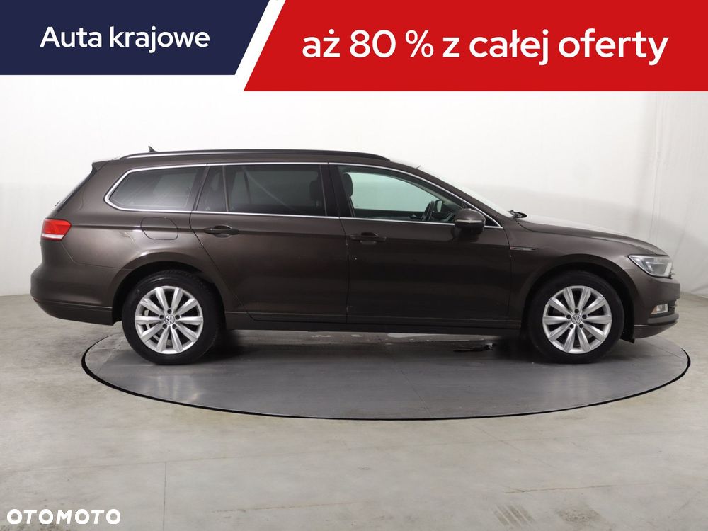 Volkswagen Passat Variant - 8