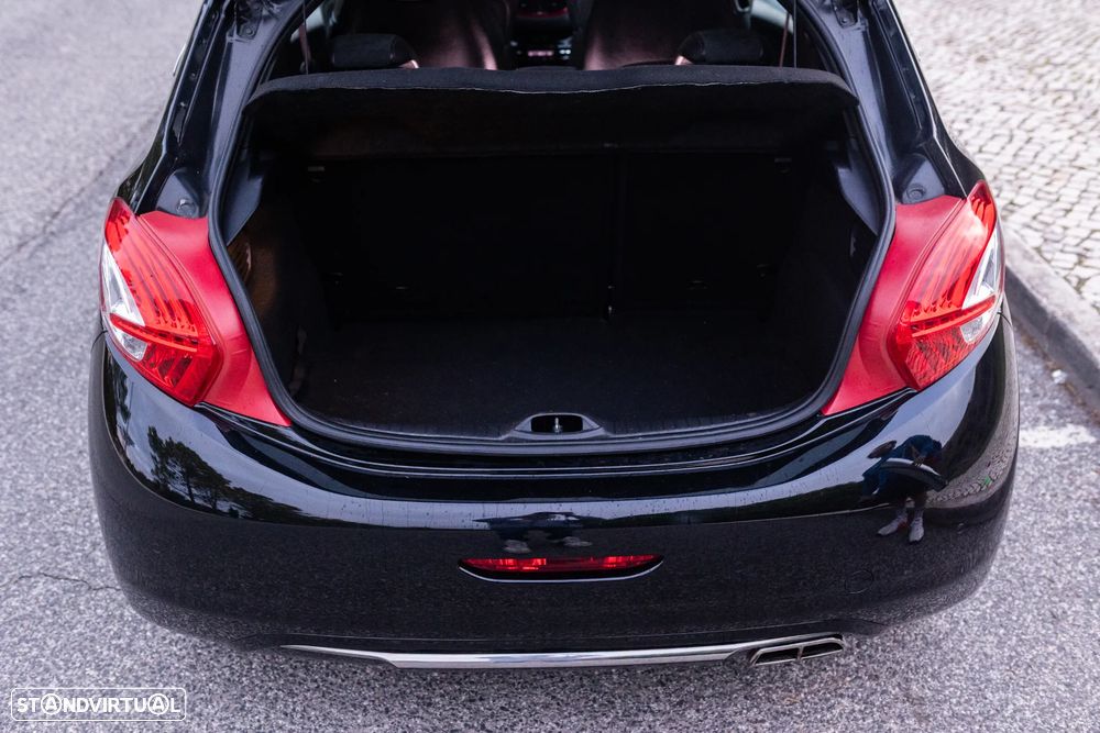 Peugeot 208 1.6 THP GTi - 5