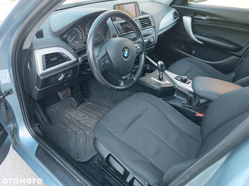 BMW Seria 1 116d Sport Line - 11