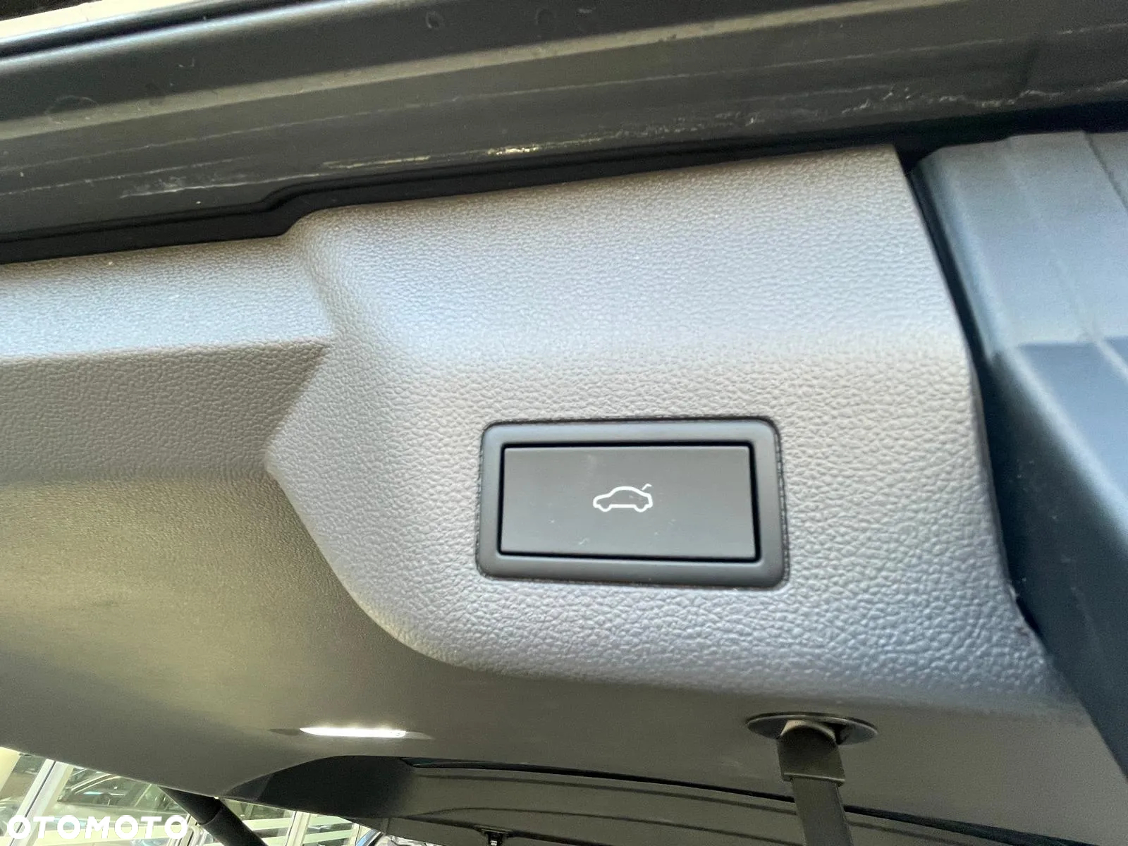 Volkswagen Multivan 2.0 TSI L2 Style DSG - 6
