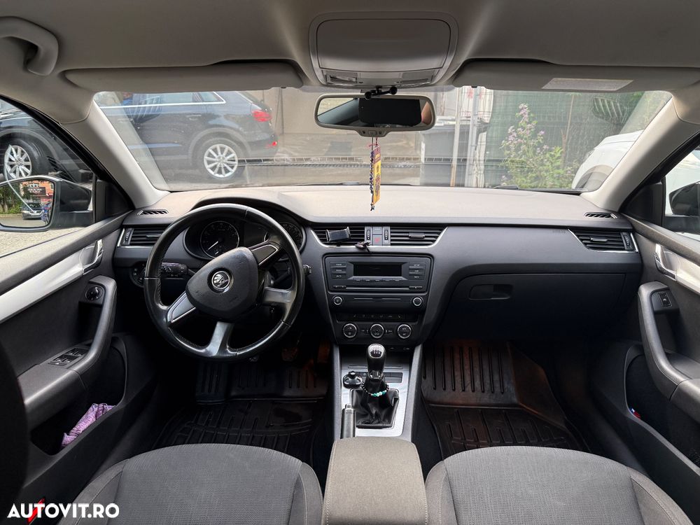 SKODA Octavia 2014 — imagine 3