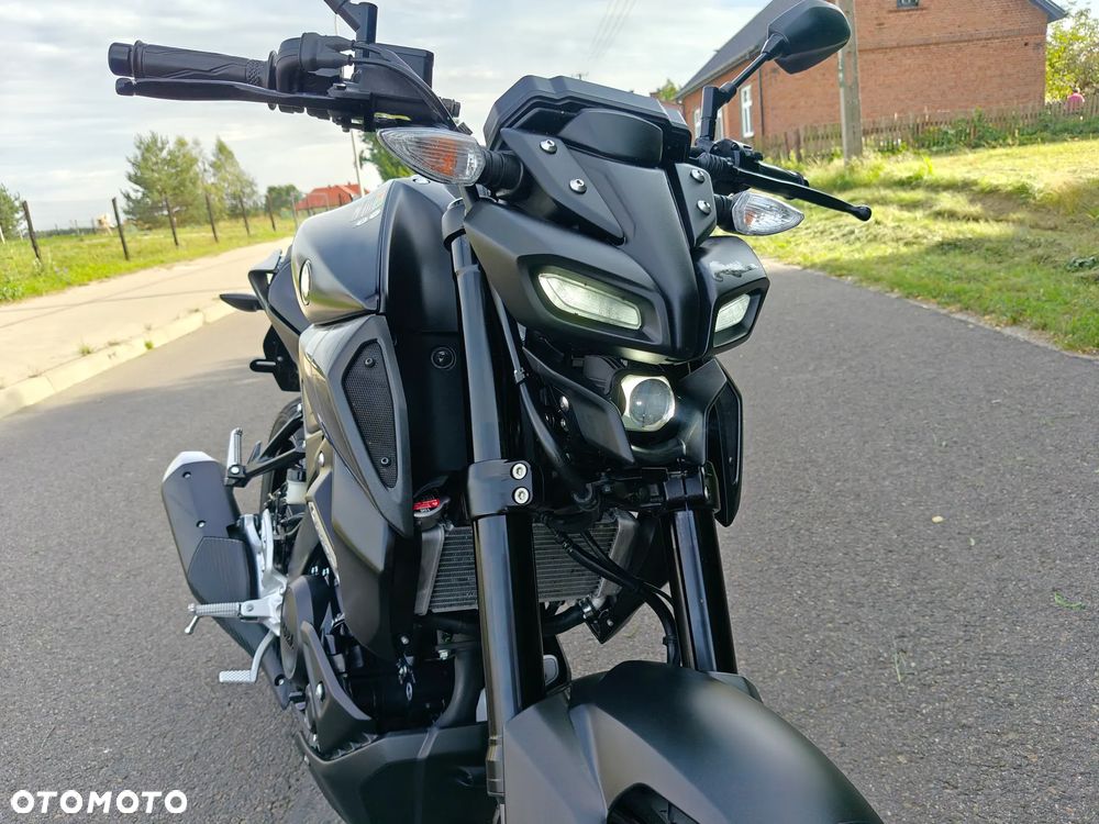 Yamaha MT - 18