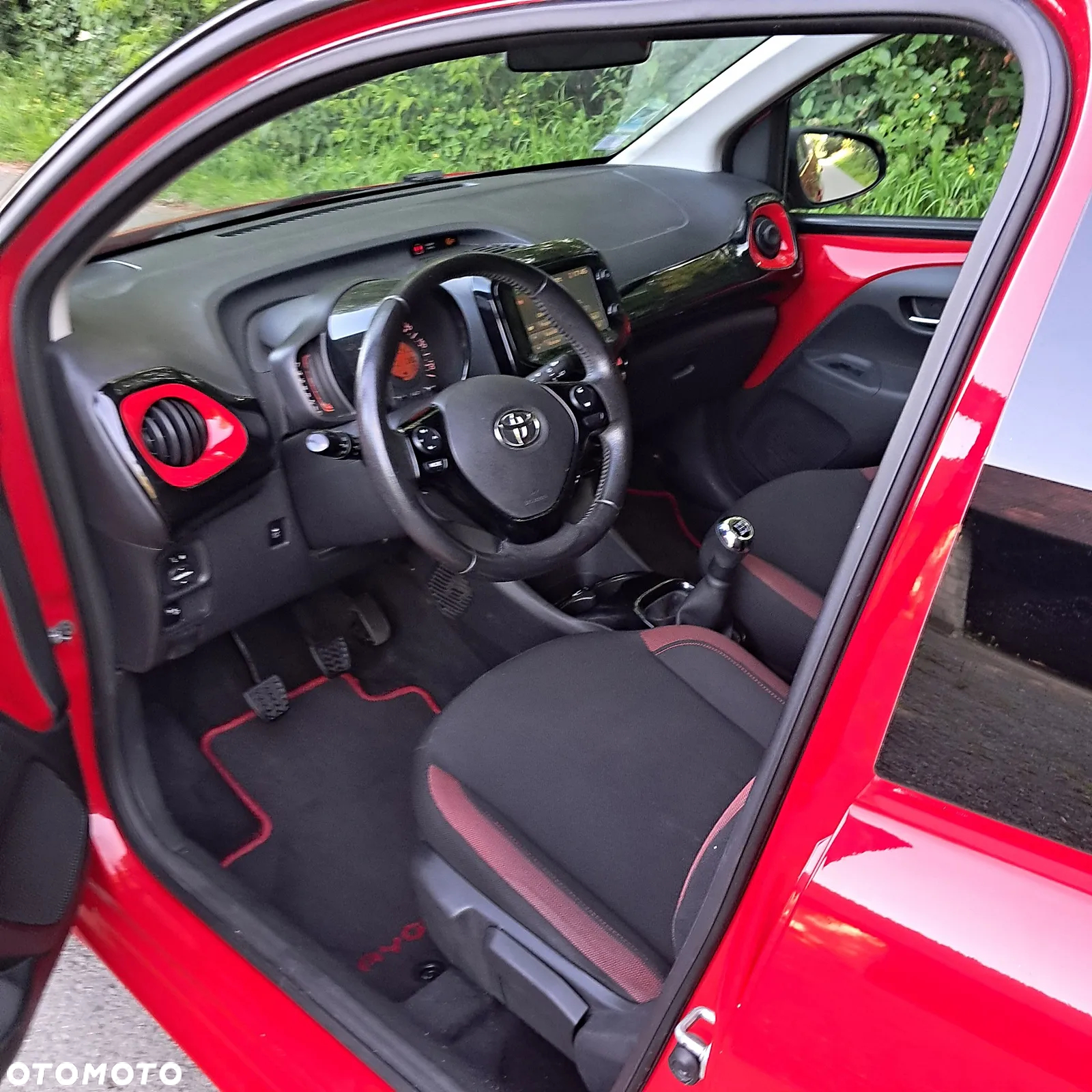 Toyota Aygo x-play Edition S+ - 24