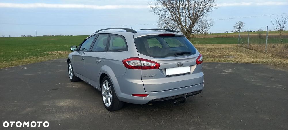 Ford Mondeo 2.0 TDCi Ghia X - 11