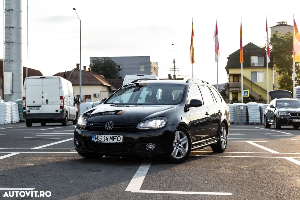 Volkswagen Golf 1.6 TDI BlueMotion Technology DPF Trendline DSG - 1