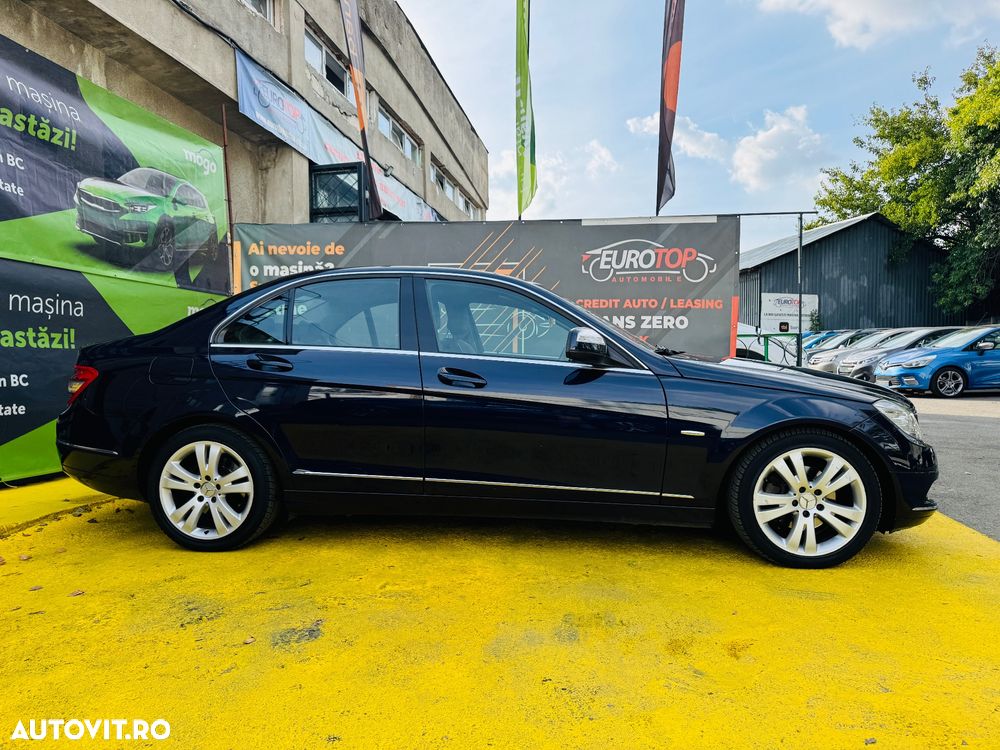 Mercedes-Benz C - 8
