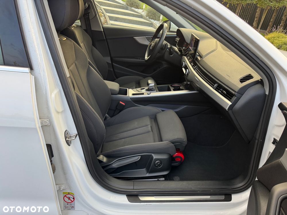 Audi A4 Avant 40 TFSI mHEV Quattro Advanced S tronic - 22