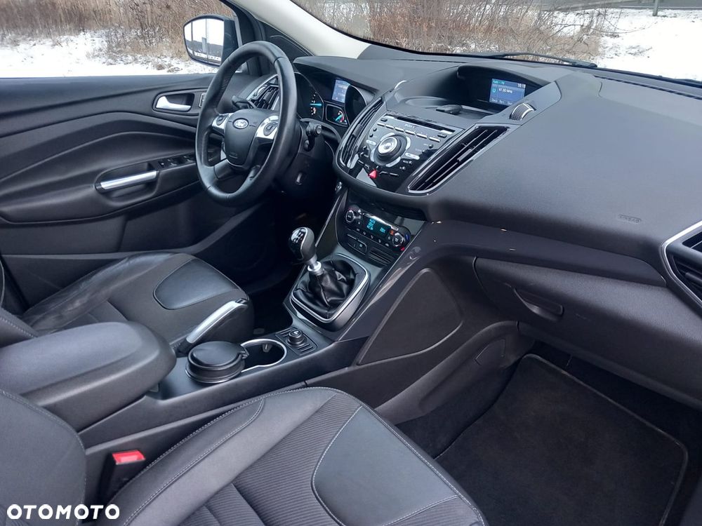 Ford Kuga 2.0 TDCi 4x4 Titanium - 10