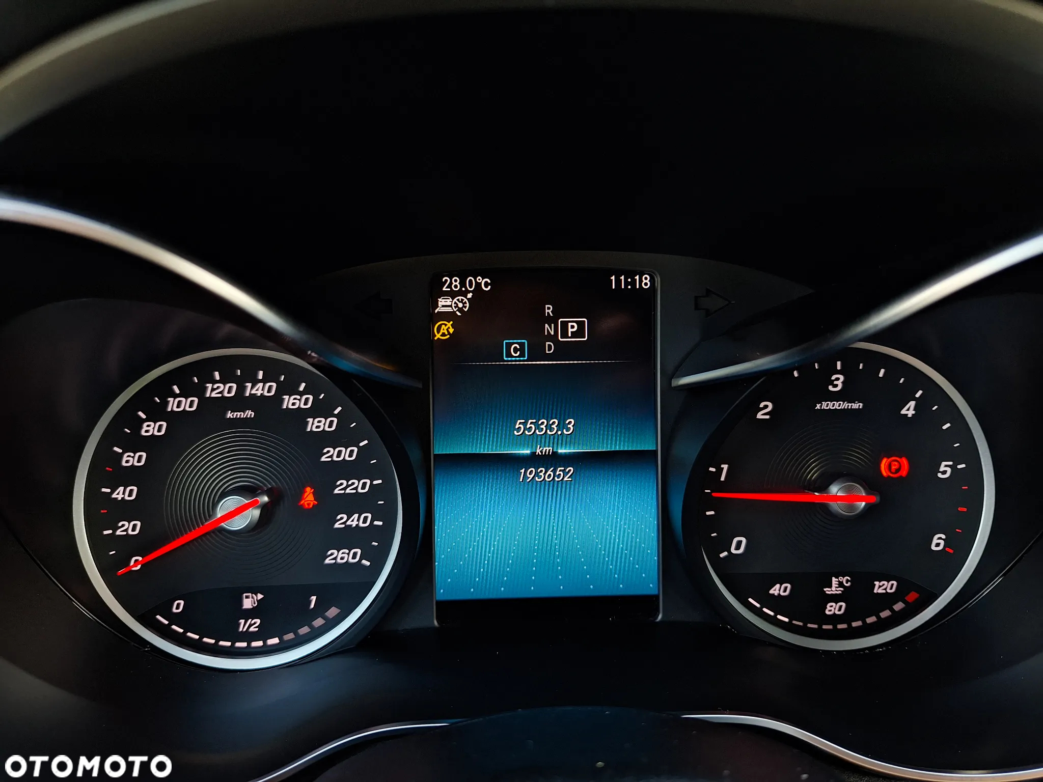 Mercedes-Benz Klasa C 220 d 9G-TRONIC - 33