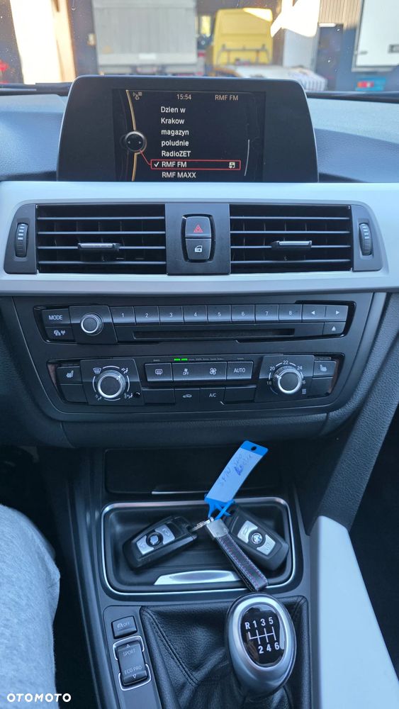 BMW Seria 3 320i Modern Line - 25