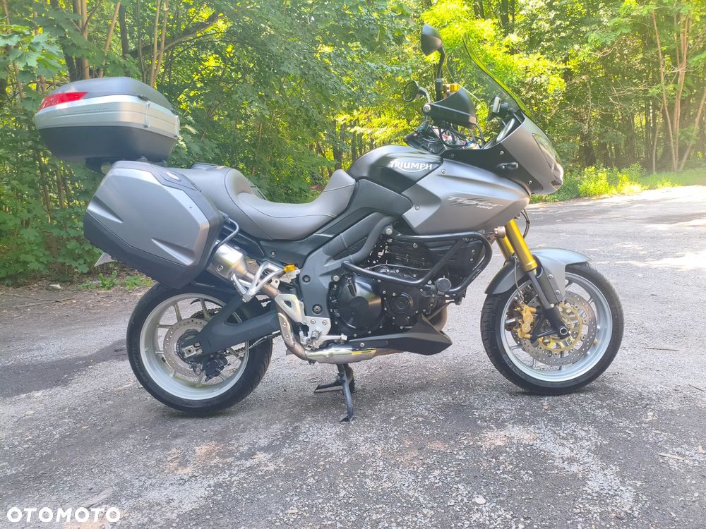 Triumph Tiger - 8