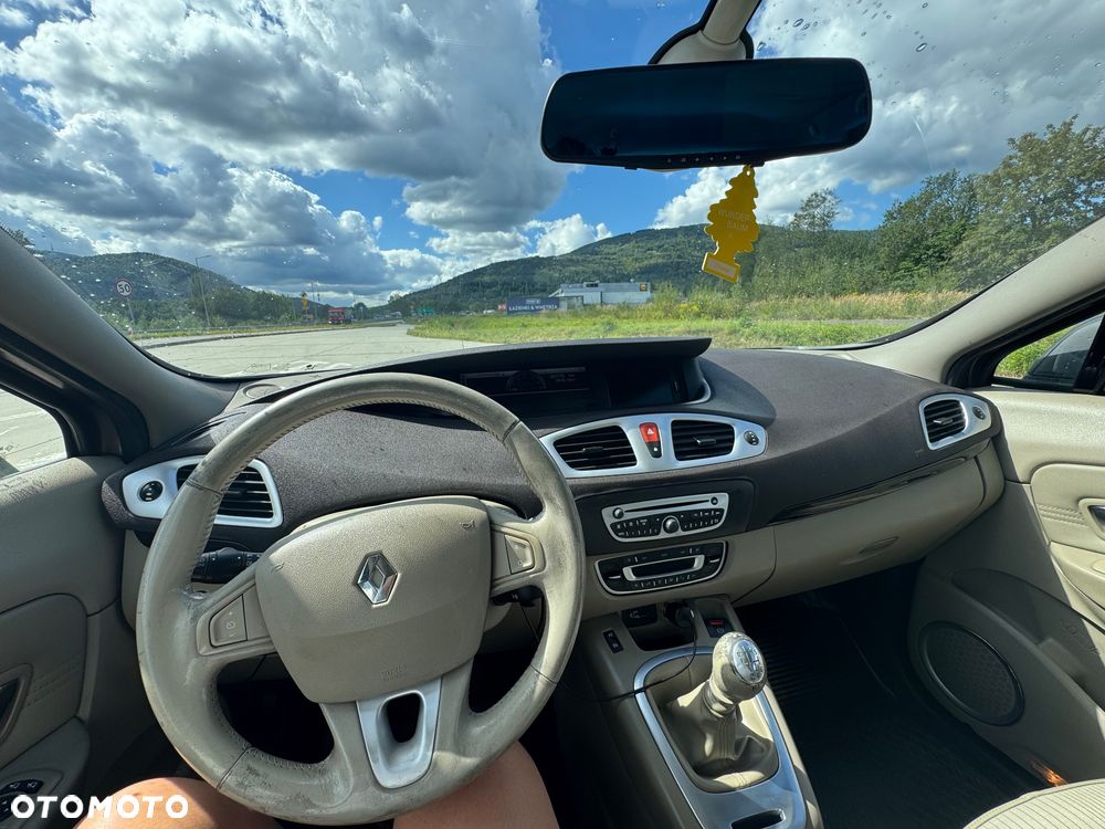 Renault Scenic - 10