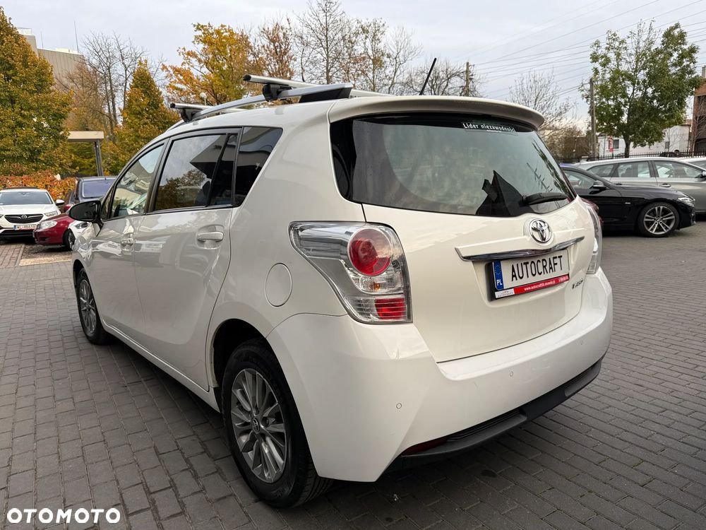 Toyota Verso 1.8 Premium MS 7os EU6 - 27