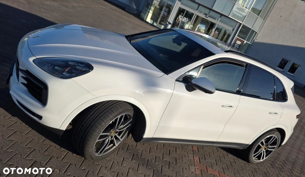 Porsche Cayenne S - 2