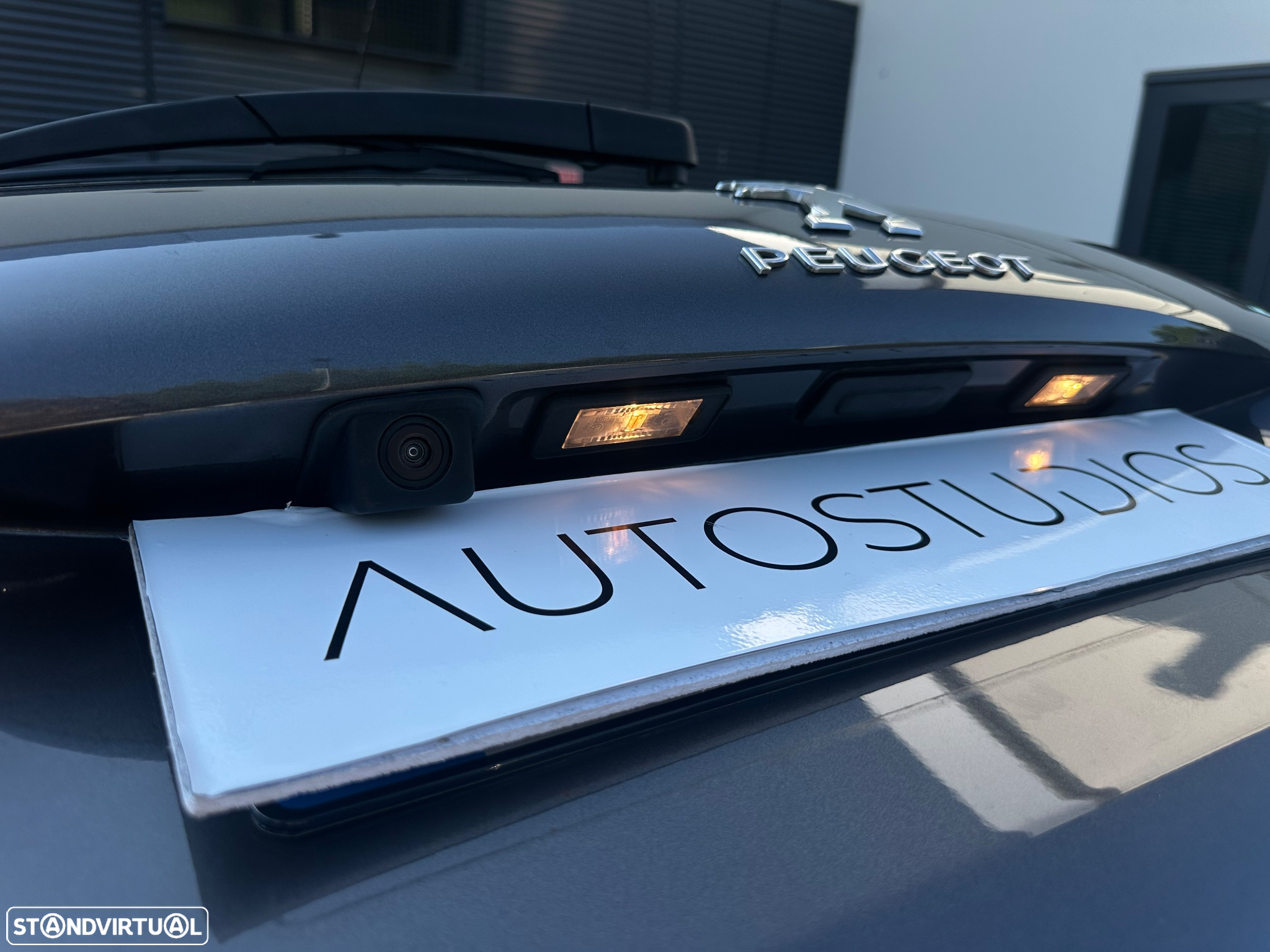 Peugeot 2008 PureTech 110 Stop&Start EAT6 GT-Line Edition - 12