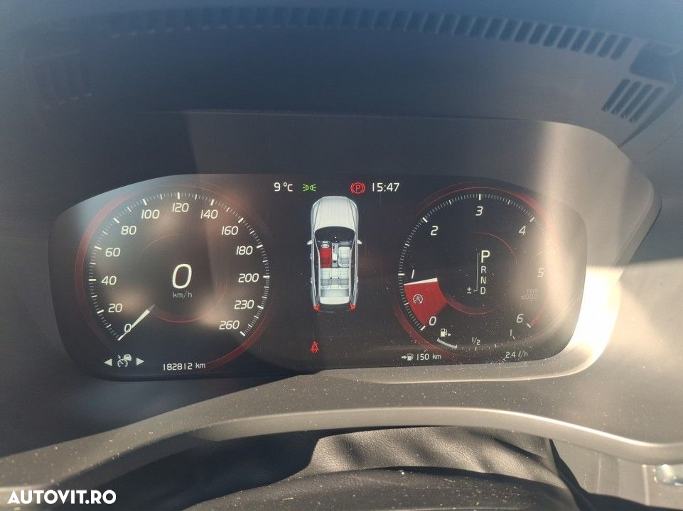 Volvo XC 60 D5 AWD Momentum - 10