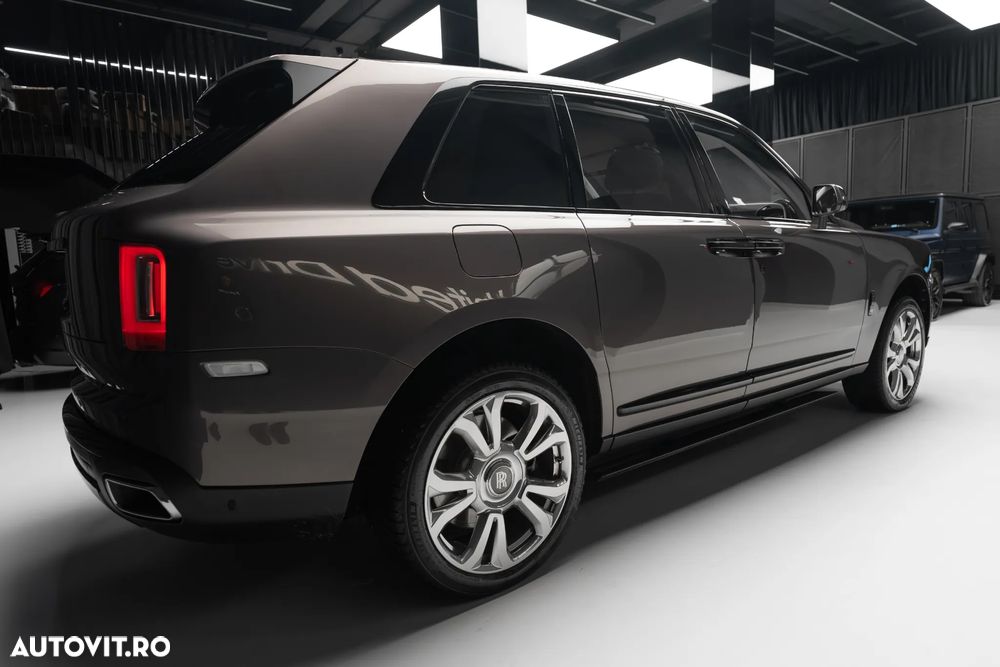 Rolls-Royce Cullinan Standard - 29