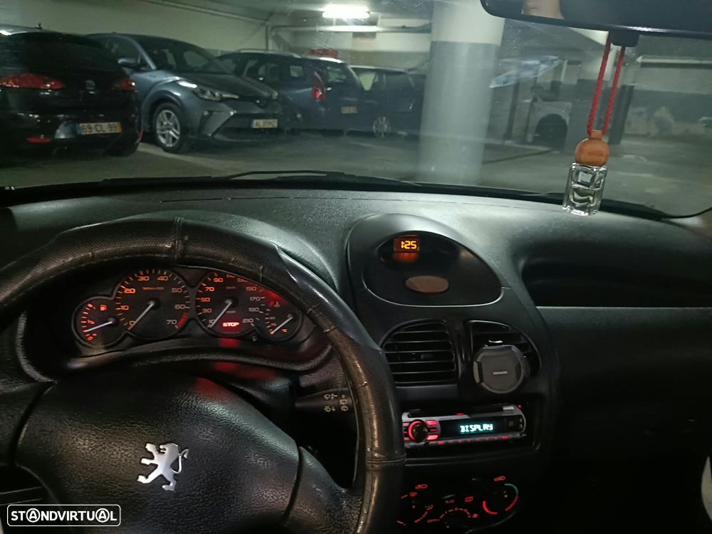 Peugeot 206 1.1 XT - 13