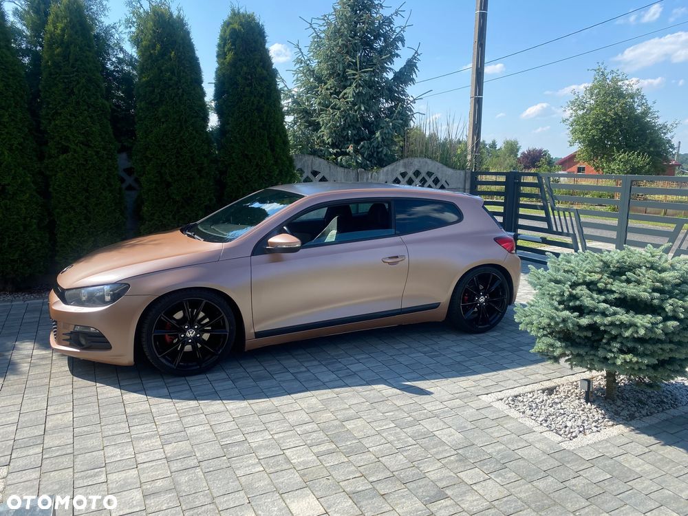Volkswagen Scirocco 2.0 TSI - 2