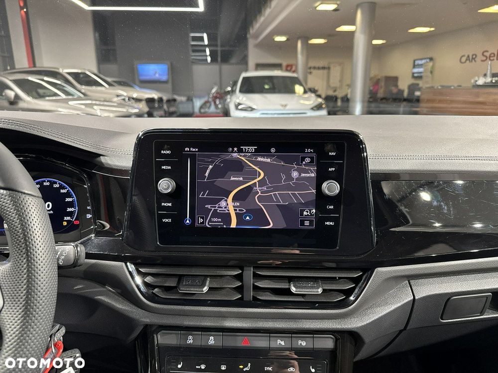 Volkswagen T-Roc - 22