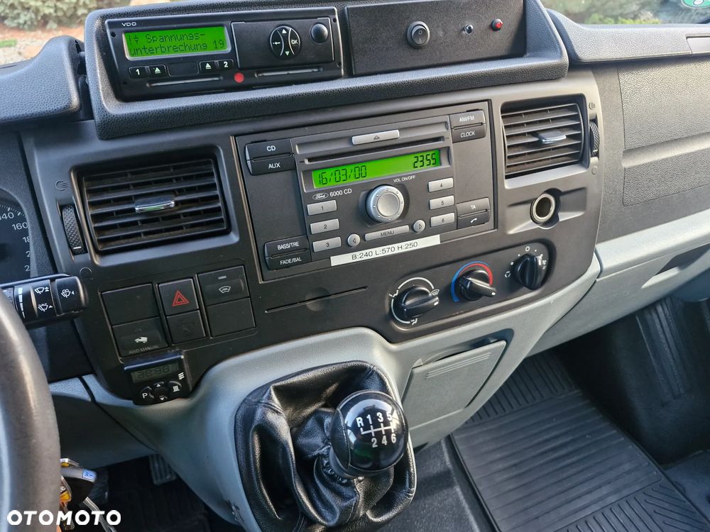 Ford Transit - 16