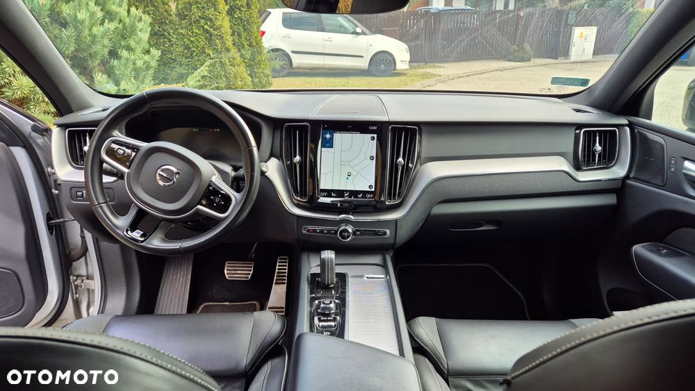 Volvo XC 60 - 4