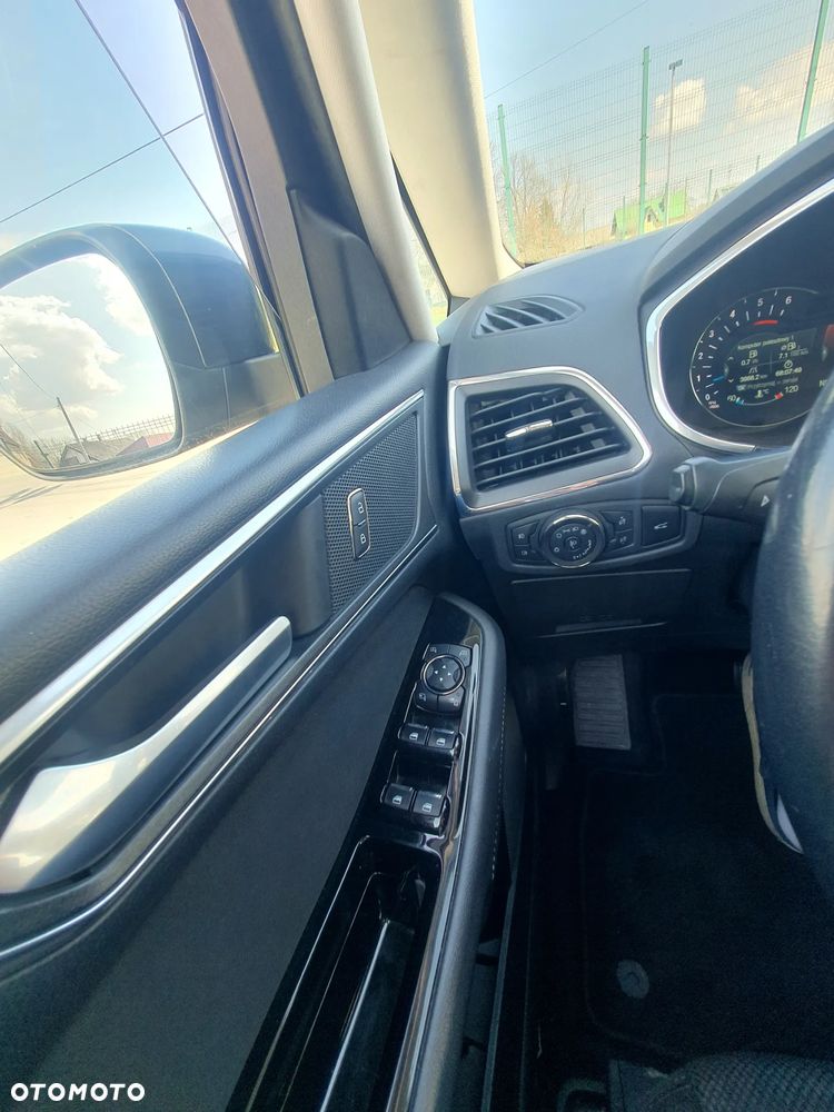 Ford S-Max 2.0 EcoBlue Titanium - 9