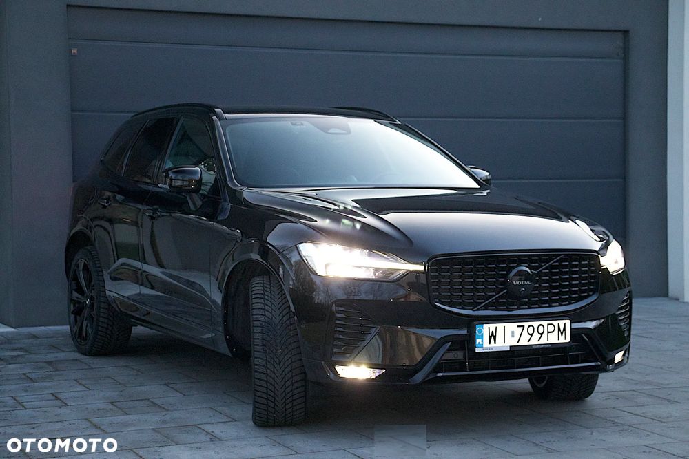 Volvo XC 60 B5 B AWD Ultra Black Edition - 3