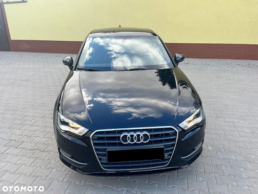 Audi A3 Sportback 2.0 TDI Attraction - 1