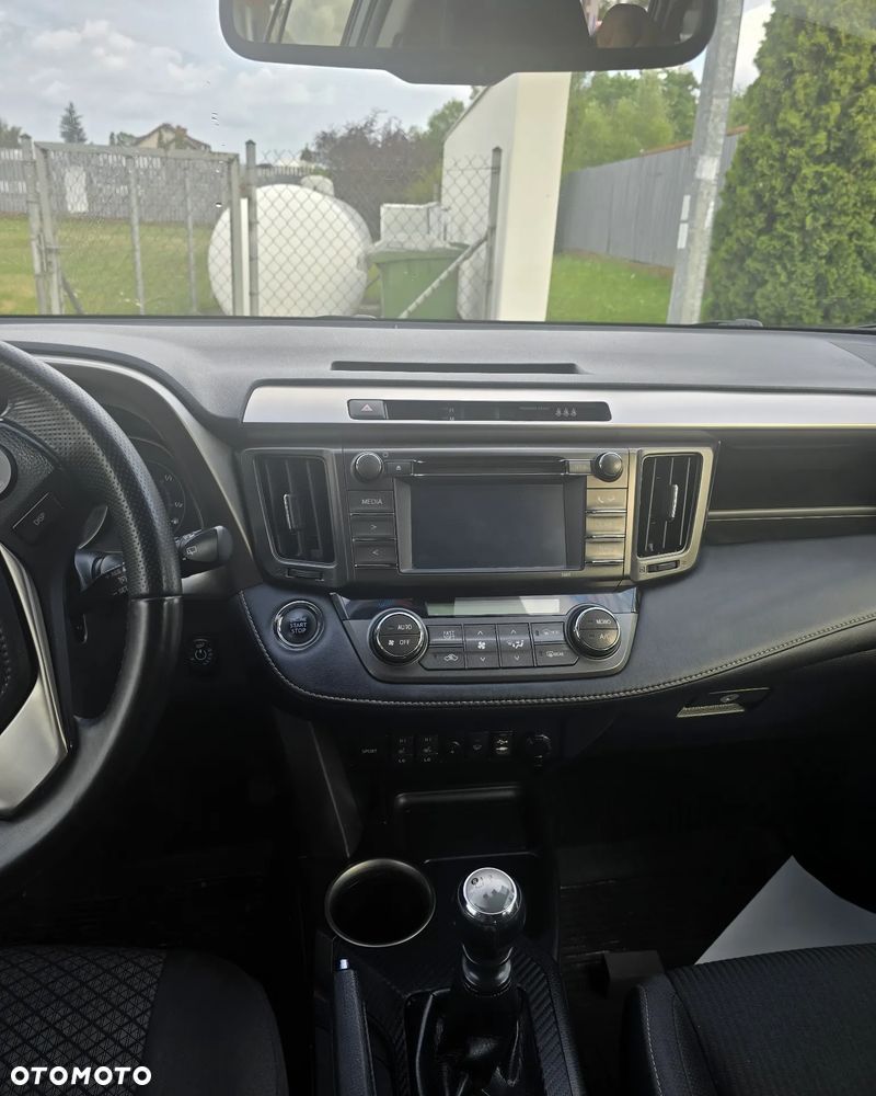 Toyota RAV4 2.0 Active EU6 - 14