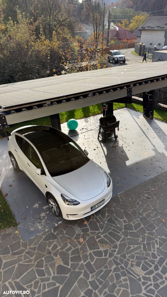 Tesla Model Y AWD Performance - 6